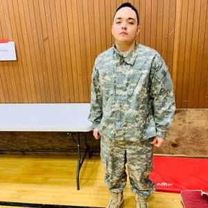 Meet your Posher, Luis